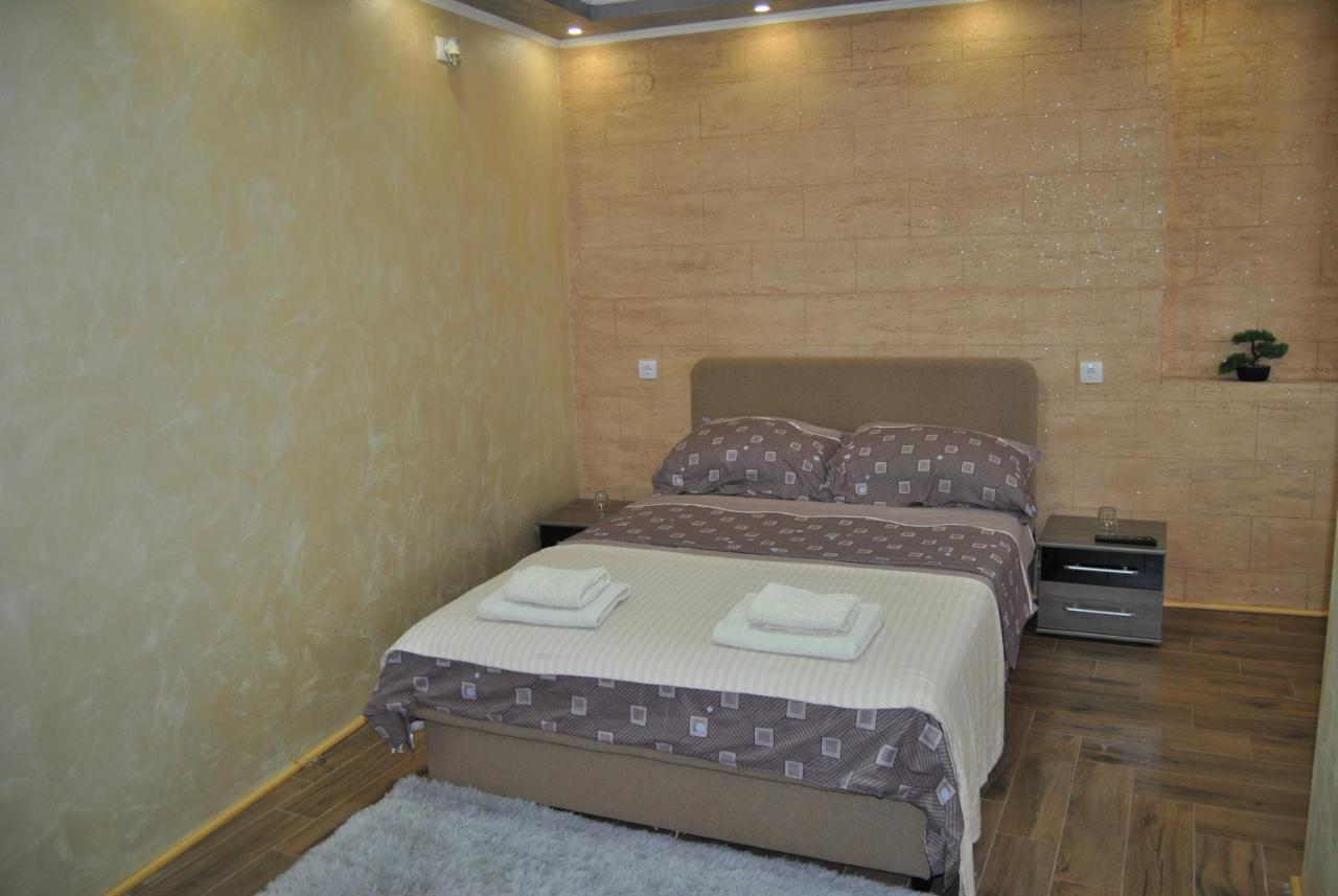 Hotel Simke Garni Subotica Exterior foto