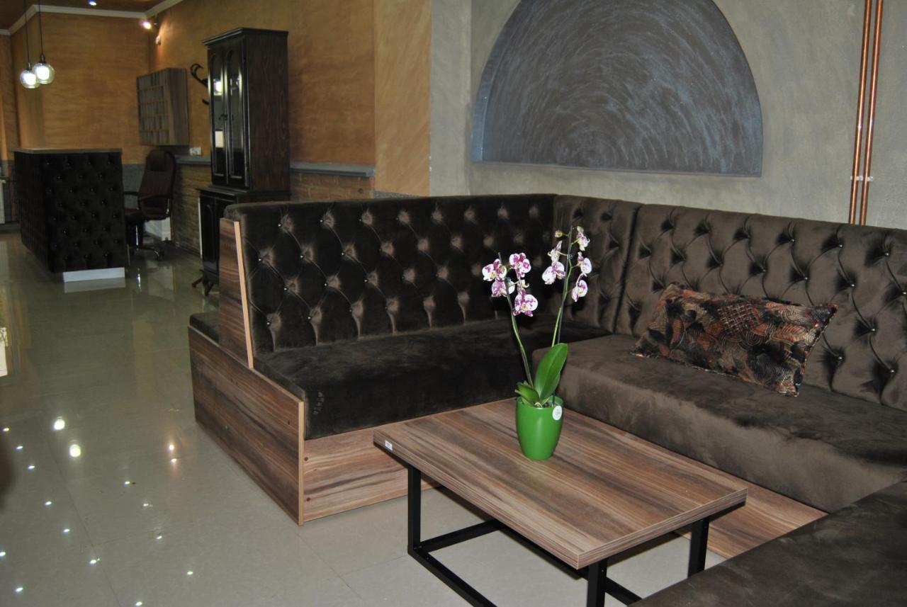 Hotel Simke Garni Subotica Exterior foto