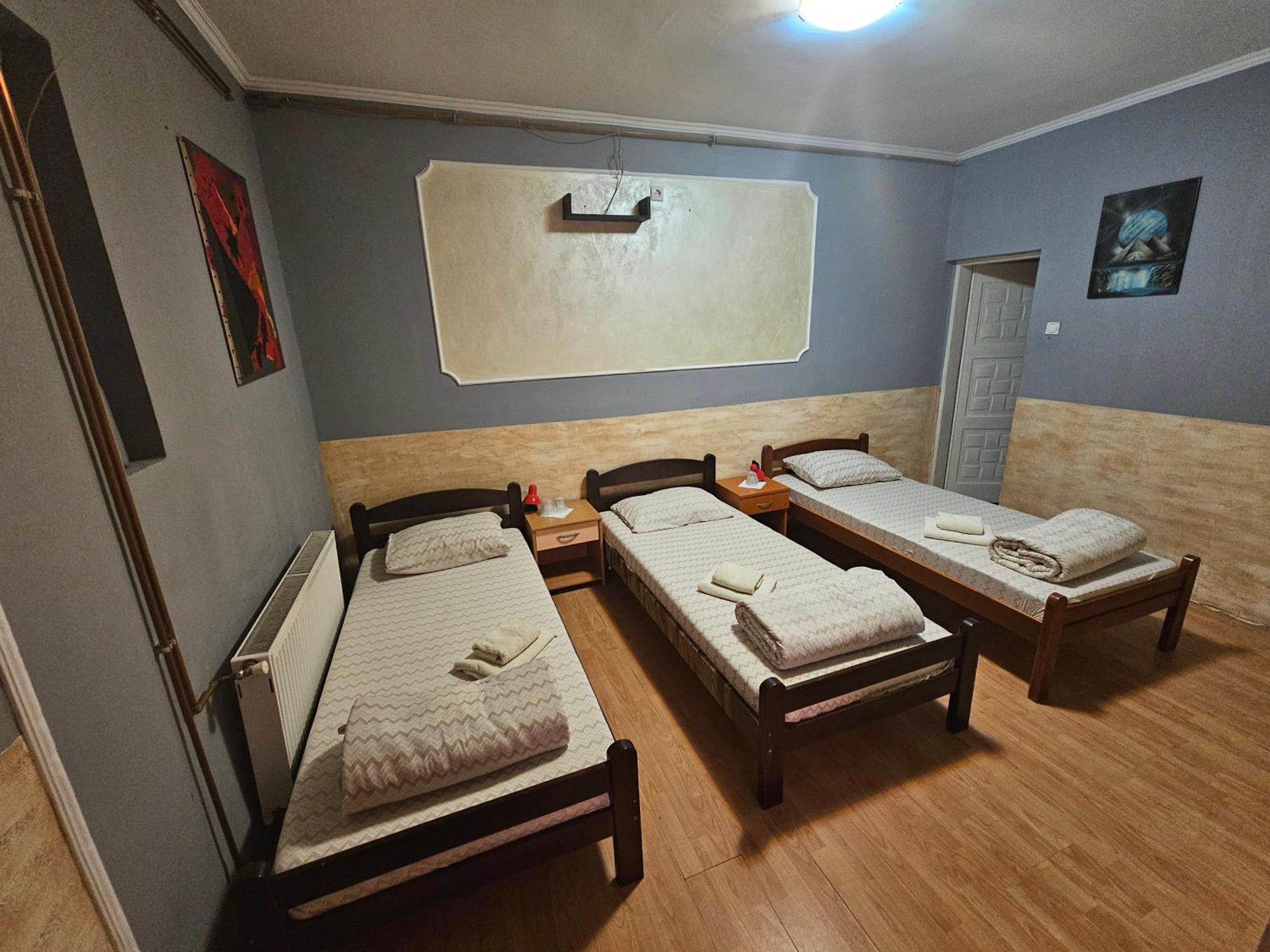 Hotel Simke Garni Subotica Exterior foto