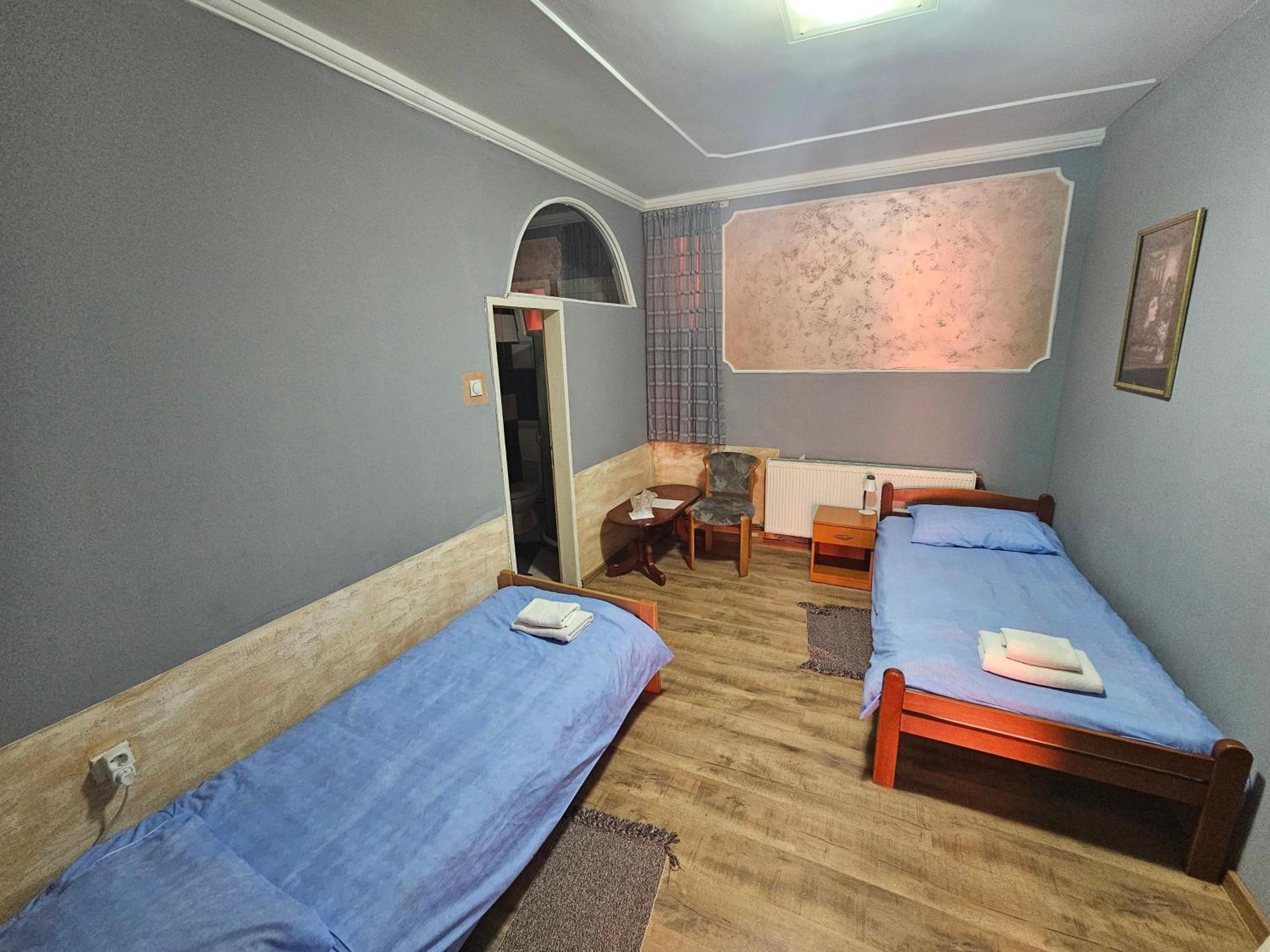 Hotel Simke Garni Subotica Exterior foto